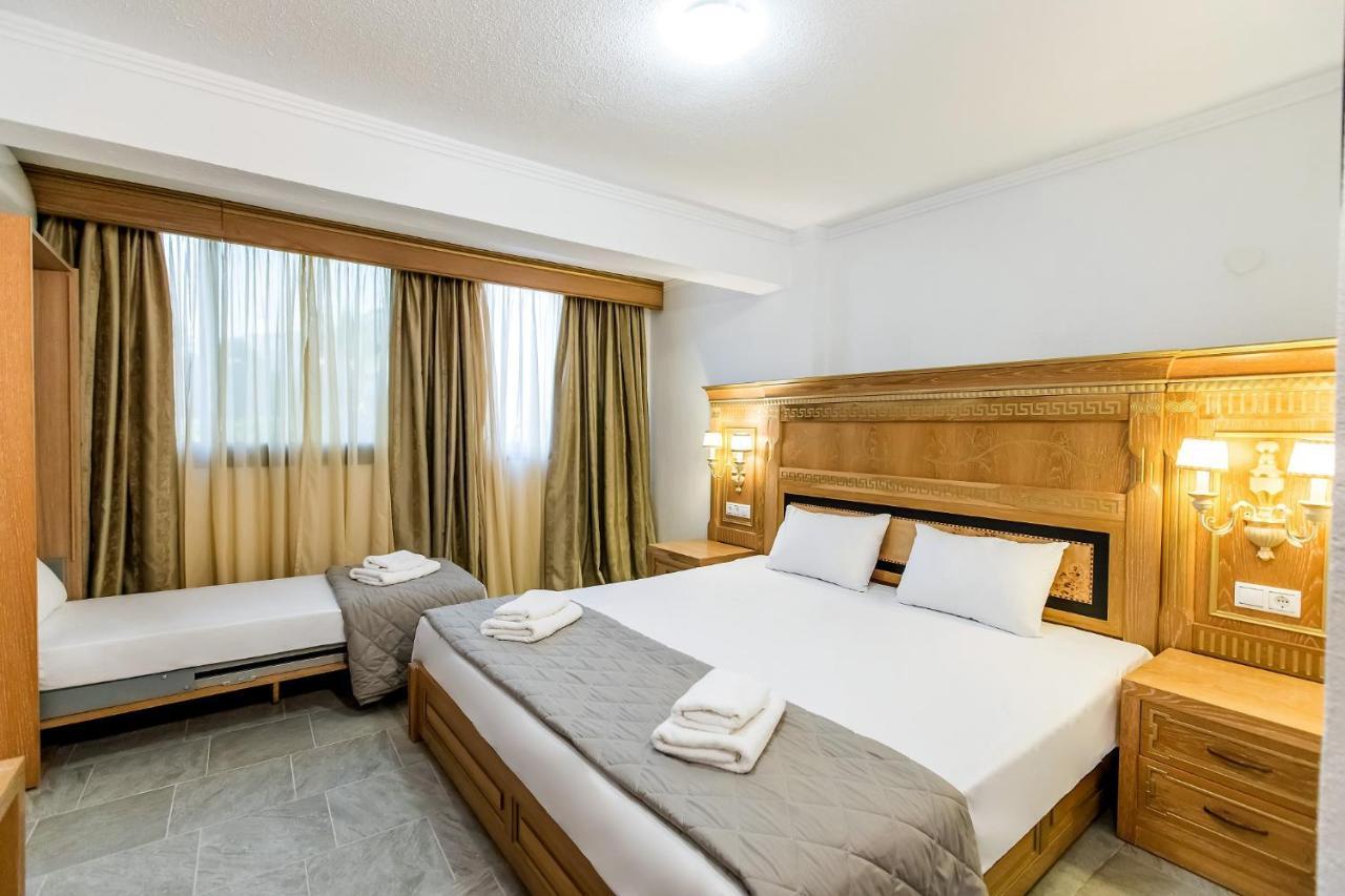 Halkidiki Greek Pride Seafront Hotel Skála Foúrkas エクステリア 写真