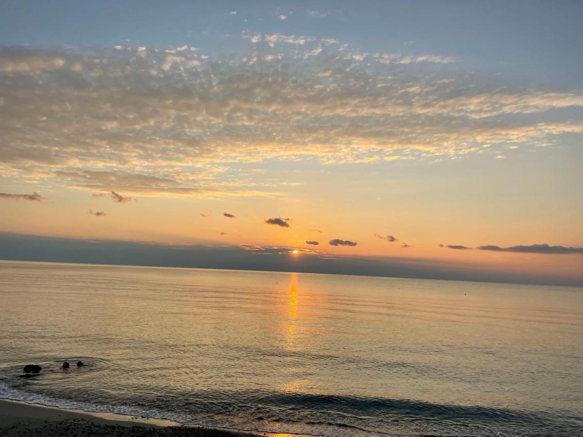 Halkidiki Greek Pride Seafront Hotel Skála Foúrkas エクステリア 写真